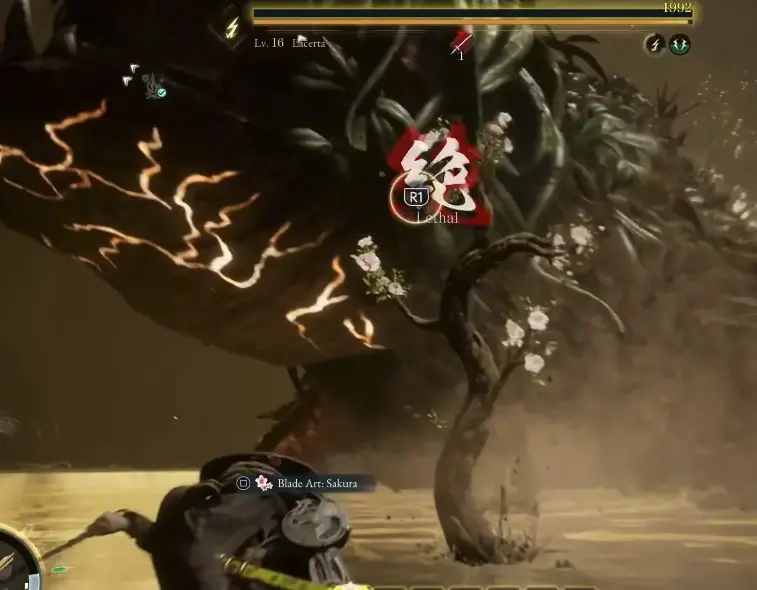 Finisher prompt appearing on low-health level 16 Lacerta